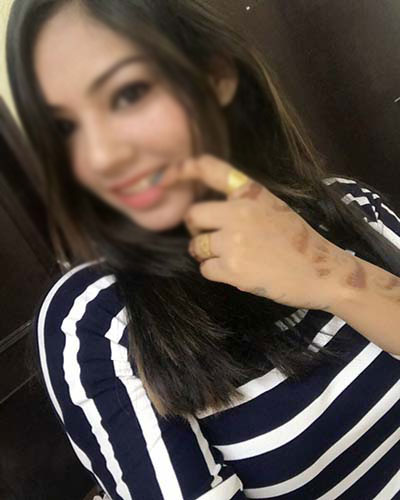 Pakistani Call Girl escorts in Mumbai